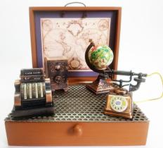 Miniaturas decorativas de Objetos Antigos do cotidiano em metal com Máquina Registradora