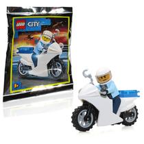 Minifigura de oficial de motocicleta da polícia da cidade de LEGO com algemas