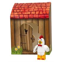 Minifigura LEGO Chicken Suit Guy with Coop Minifigura LEGO Chicken Suit Guy with Coop