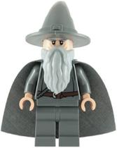 Minifigura Lego Gandalf, O Cinzento, com Capa - O Senhor dos Anéis