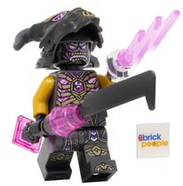 Minifigura LEGO NINJAGO Master Sensei Wu (Legacy) de 5 cm com bastão
