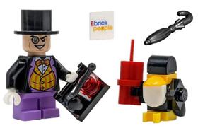 Minifigura LEGO Super-heróis Pinguim com Ajudante e Dinamite