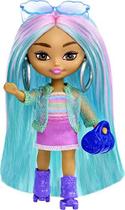 Minis com cabelo azul e roupa esportiva - Barbie