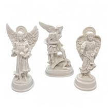 Minis Imagens Trio de Arcanjos Pó de Mármore Branco 9 cm Minis Imagens Trio de Arcanjos Pó de Mármore Branco 9 cm