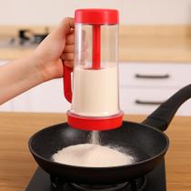 Misturador de Farinha com Peneira Manual de Plástico 500g Tapioca Sortida