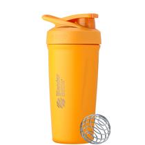 Misturador de garrafas de água Garrafa Strada Shaker Cup 700 ml isolada