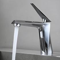 Misturador Monocomando de Mesa Bica Baixa para Lavatório e Banheiro Doha Cinza Misturador Monocomando de Mesa Bica Baixa para Lavatório e Banheiro Doha Cinza