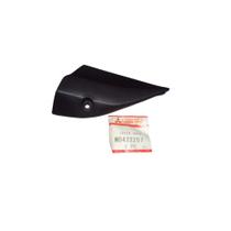 Mitsubishi l200 gl gls moldura retrovisor l.e novo original Mitsubishi l200 gl gls moldura retrovisor l.e novo original