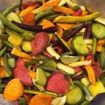 Mix de Vegetais Desidratados 100g Snack Crocante &amp Natural Mania de Castanha