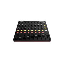 Mixer USB Akai Midimix com Controle MIDI