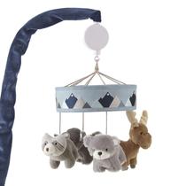 Móbile de Berço Levtex Baby Trail Mix - Ursos, Alces e Guaxinins de Pelúcia