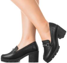 mocassim de salto na cor preta mocassim de salto na cor preta