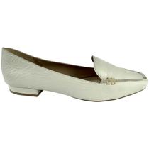 Mocassim em Couro Off-White Feminino - ULLY Mocassim em Couro Off-White Feminino - ULLY