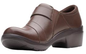 Mocassim Feminino Clarks Angie Pearl em Couro Marrom Escuro Tamanho 37 Mocassim Feminino Clarks Angie Pearl em Couro Marrom Escuro Tamanho 37