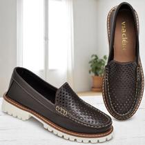 Mocassim Feminino Com Recortes a Laser De Couro Premium Tratorado Confortavel e Macio