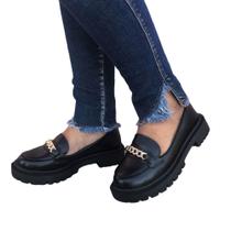 Mocassim Feminino Tratorado Com Corrente