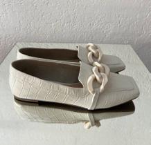 Mocassim Lizzie croco off white corrente off Mocassim Lizzie croco off white corrente off