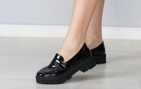 Mocassim preto envernizado