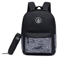 Mochila 18 Litros + Estojo Volcom VC6049 Preto Mochila 18 Litros + Estojo Volcom VC6049 Preto