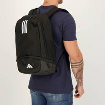 Mochila Adidas Tiro Preta e Branca Mochila Adidas Tiro Preta e Branca