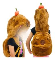 Mochila Capivara De Pelúcia Com Touca Removível Incrível - NoBrand