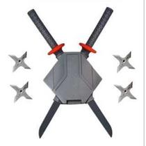 Mochila Com 2 Espadas De Plástico E Shuriken De Papel