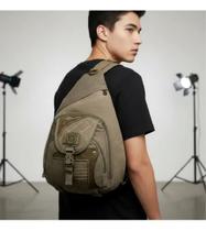 Mochila Com Alça Transversal Em Lona Reforçada Kvn Grande Mochila Com Alça Transversal Em Lona Reforçada Kvn Grande