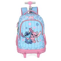 Mochila Com Rodinhas Stitch E Angel UP4YOU MC50102SC Lançamento 2026 Mochila Com Rodinhas Stitch E Angel UP4YOU MC50102SC Lançamento 2026