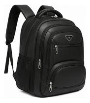 Mochila Couro Impermeável Com Entrada Para Fone Usb Grande Executiva