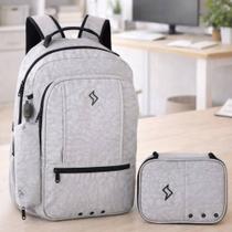 Mochila de Costas c/ Estojo Box Premium Menino Hay Up 18L Cor:Cinza Mochila de Costas c/ Estojo Box Premium Menino Hay Up 18L Cor:Cinza