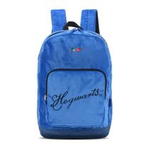 Mochila Escolar Básica Aveludada Hogwarts Harry Potter Azul Mochila Escolar Básica Aveludada Hogwarts Harry Potter Azul