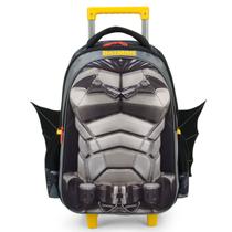 Mochila Escolar de Rodinhas Batman frente 3D com Asa