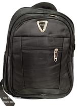 Mochila feminina com 4 compartimentos impermeável