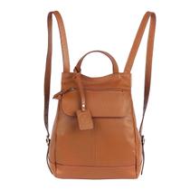 Mochila Feminina Maluzinha em Couro Legítimo Cor Caramelo Mochila Feminina Maluzinha em Couro Legítimo Cor Caramelo