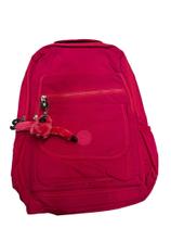Mochila Feminina Rosa Esportiva com Chaveiro de Macaquinho - Estilo, Conforto e Versatilidade Mochila Feminina Rosa Esportiva com Chaveiro de Macaquinho - Estilo, Conforto e Versatilidade