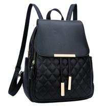 Mochila KKXIU acolchoada de couro moderno preta Mochila KKXIU acolchoada de couro moderno preta