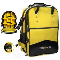 Mochila Multifuncional Pantone High Tpfoto com saída para fone Amarela Mochila Multifuncional Pantone High Tpfoto com saída para fone Amarela