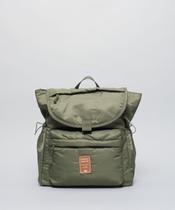 Mochila Nylon Compartimentos - Oliva Mochila Nylon Compartimentos - Oliva