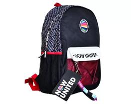 Mochila Oficial Preta com Bolso Telado na cor Vermelha Clio Style NU4000