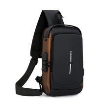 Mochila Ombro Transversal Compacta Usb Prova D'Água-Dourado