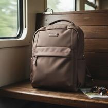 Mochila Pavão De Ouro marrom impermeável