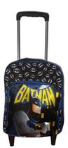 Mochila Pré Escolar Com Rodinha Infantil para Menino e Menina Diversos Personagens com Bolso Frontal Mochila Pré Escolar Com Rodinha Infantil para Menino e Menina Diversos Personagens com Bolso Frontal