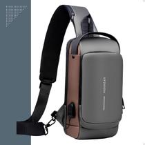 Mochila Shoulder Bag Impermeável com Cadeado e USB Bolsa Transversal Tiracolo à Prova dÁgua Mochila Shoulder Bag Impermeável com Cadeado e USB Bolsa Transversal Tiracolo à Prova dÁgua
