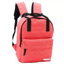 Mochilinha De Costas Pequena Bolsa Feminina Matelasse Hearts - Yepp