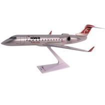 Modelismo Aviãozinho Voo Miniatures 1 100 Crj200 Northwest Airlines Aca 20000C