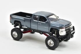 Modelo a Escala Chevrolet Silverado 2500 HD Die Cast 1/32 Azul con Suspensión Modelo a Escala Chevrolet Silverado 2500 HD Die Cast 1/32 Azul con Suspensión