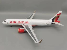 Modelo De Avião Air India Airbus A320 NEO 47CM Em Escala 1/80 De Resina Die-cast Com Luzes E Trem De