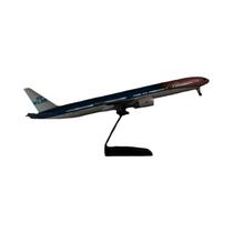 Modelo De Avião Boeing 777 KLM Em Resina De 47cm Escala 1:157 Brinquedo Infantil Com Luz E Trem De