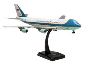 Modelo de avião Daron Hogan Air Force One B747-200 em escala 1:200