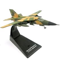 Modelo de avião de combate F-111 Aardvark da Força Aérea dos EUA em escala 1:144 Modelo de avião de combate F-111 Aardvark da Força Aérea dos EUA em escala 1:144
